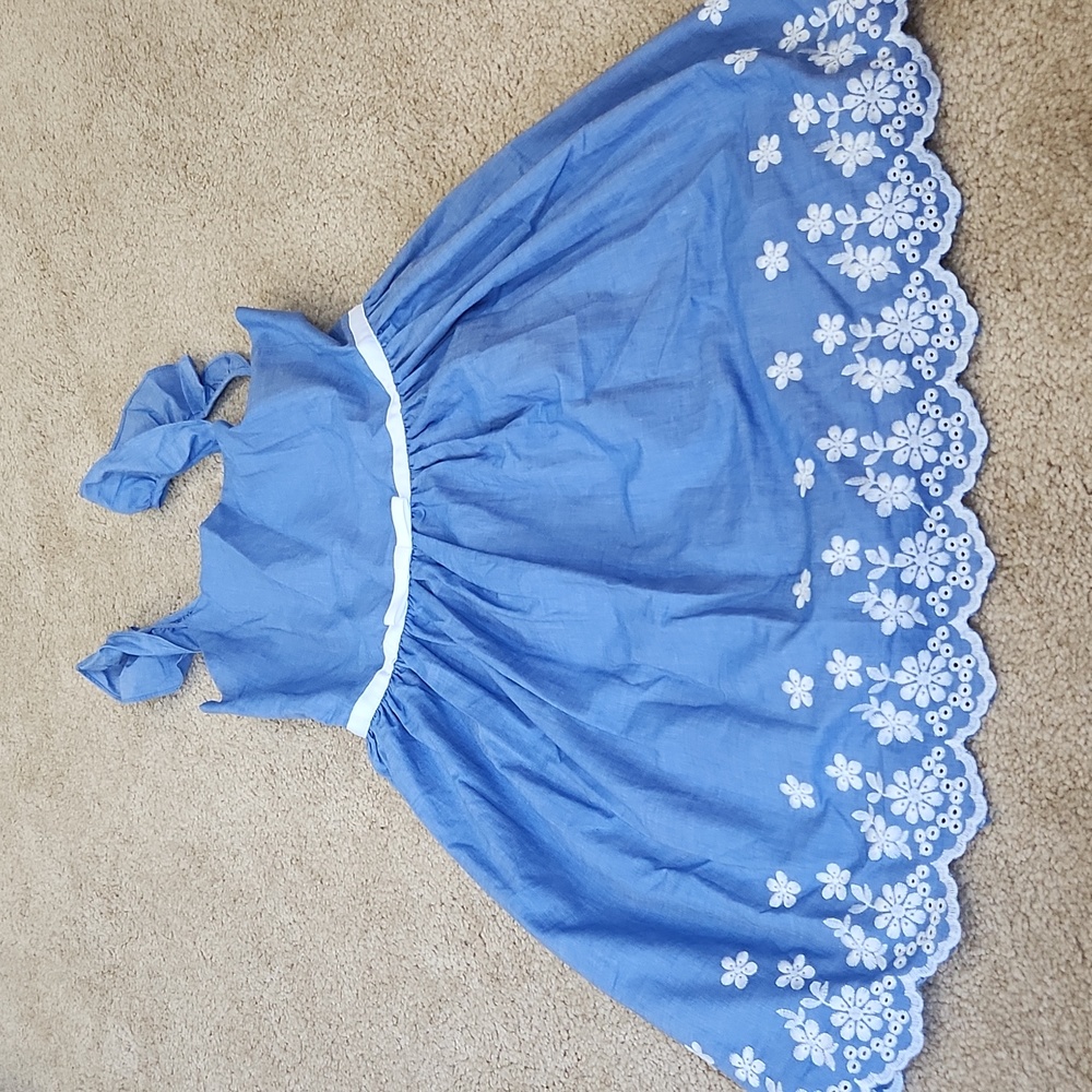 Girls chambray dress NWOT
